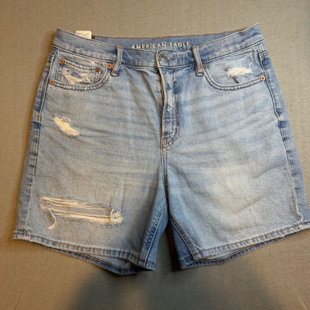 American‎ Eagle Strigid Distressed Denim Shorts Light Wash Womens Sz 8 High Rise